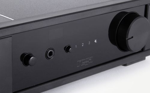 Rega - io Forstærker